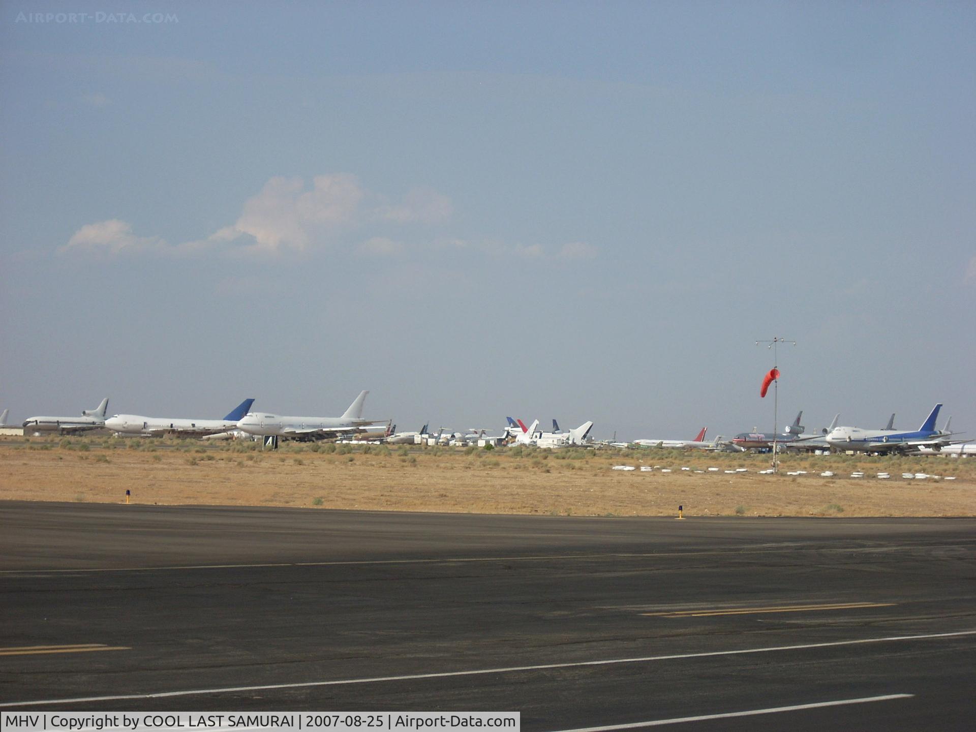 Mojave Airport (MHV) - Aircraft storage. ANA's B747SR retired in 2006 on the right side of this picture