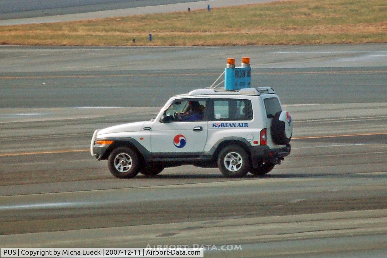 Gimhae International Airport, Pusan Korea, Republic of (PUS) - Follow-me