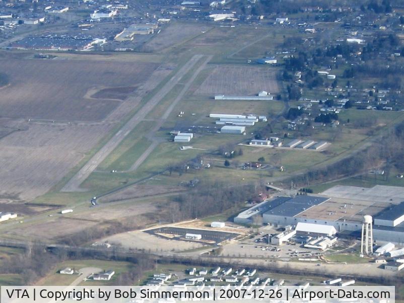 Newark-heath Airport (VTA) - Looking east from 2500'