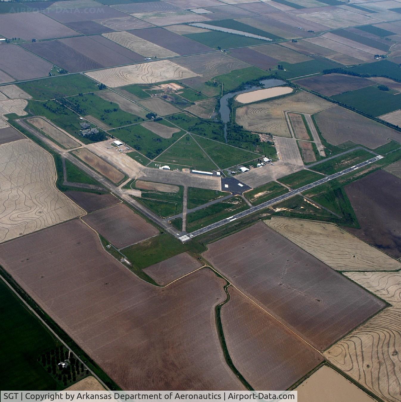 Stuttgart Municipal Airport (SGT) - Aerial Photo