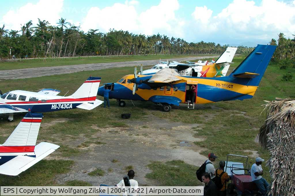 El Portillo Airport, Samaná Dominican Republic (EPS) - visitors