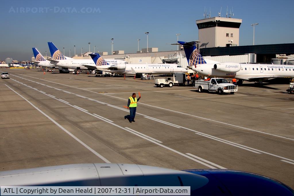 Hartsfield - Jackson Atlanta International Airport (ATL) - Onboard AirTran FLT58 from Los Angeles Int'l (KLAX), arriving at Gate D6.
