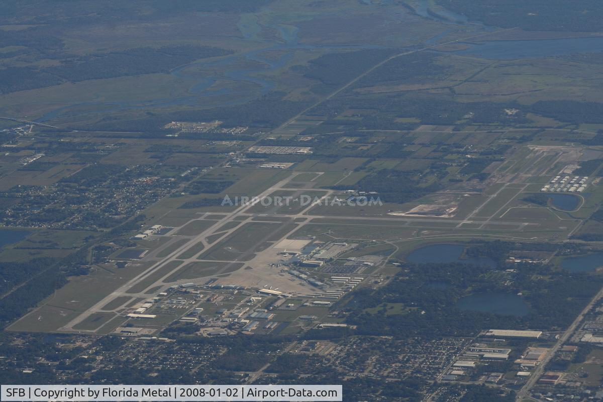 Orlando Sanford International Airport (SFB) - Orlando Sanford Airport shortly after take off from MCO