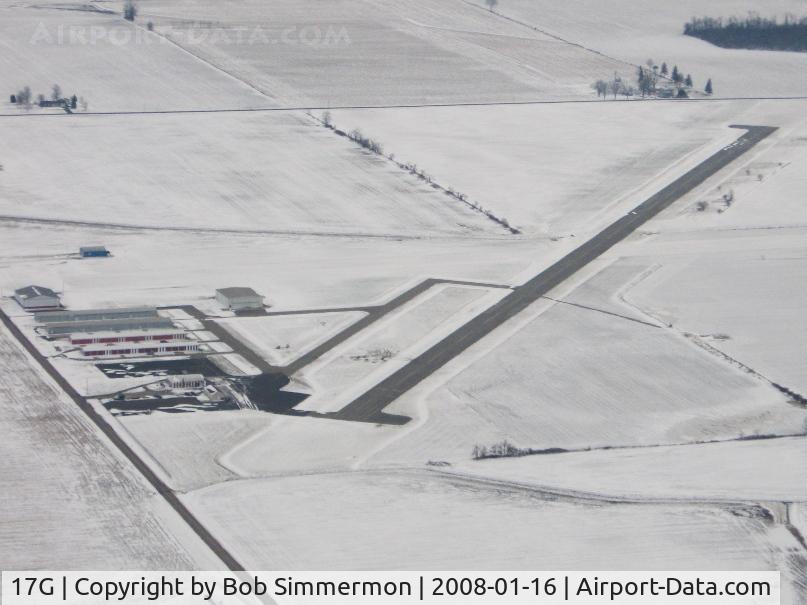 Port Bucyrus-crawford County Airport (17G) - Looking south