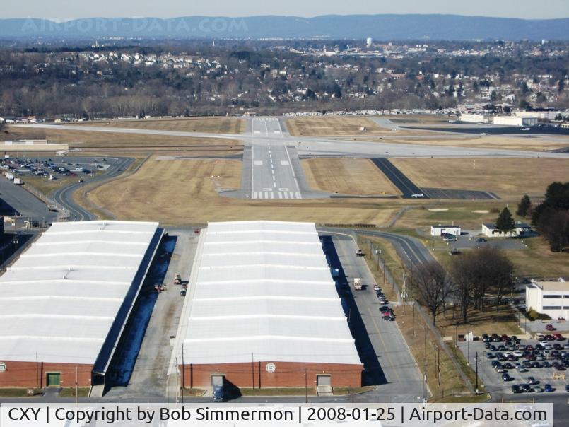 Capital City Airport (CXY) - Final approach - 26
