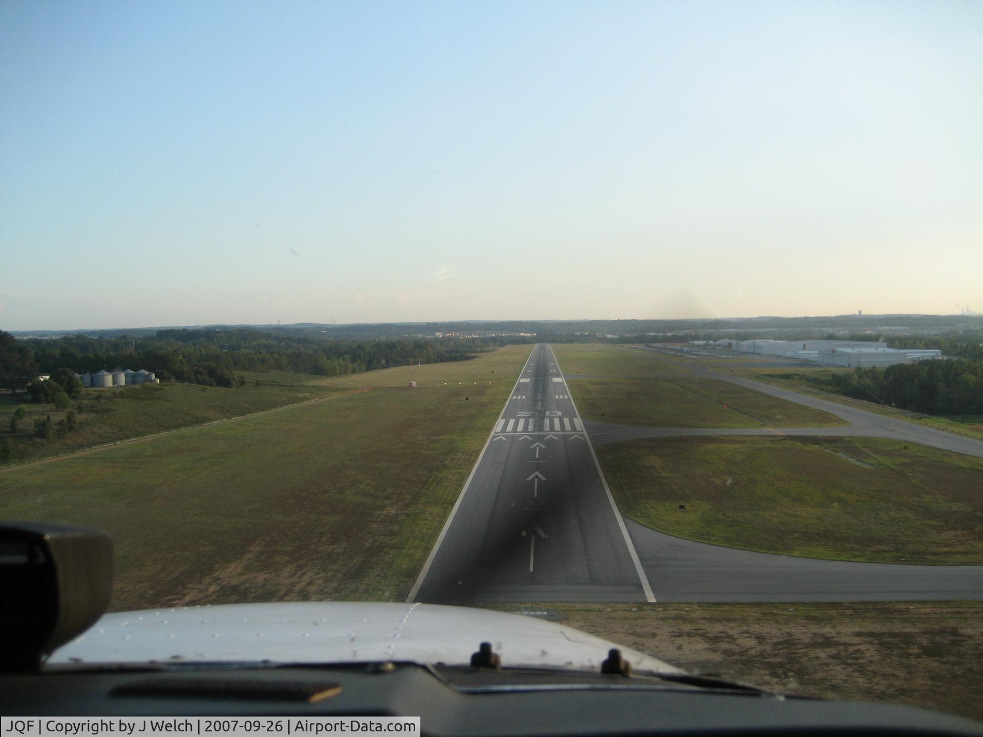 Concord Regional Airport (JQF) - approach