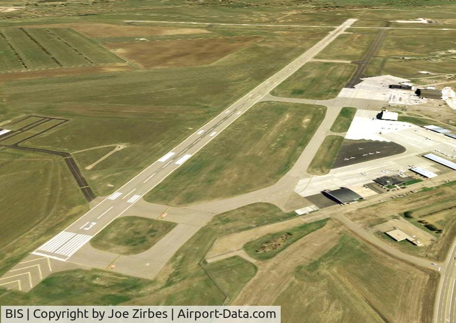 Bismarck Municipal Airport (BIS) - BIS Runway 13