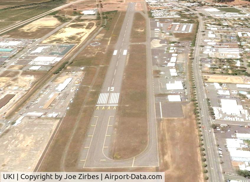 Ukiah Municipal Airport (UKI) - UKI Runway 15