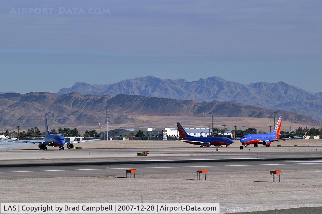 Harry Reid International Airport (LAS) - Lots of Southwest Airliners