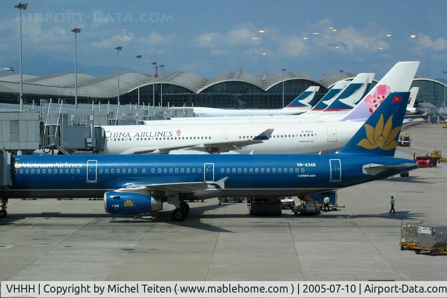 Hong Kong International Airport, Hong Kong Hong Kong (VHHH) - Asian airliners at Hong-Kong