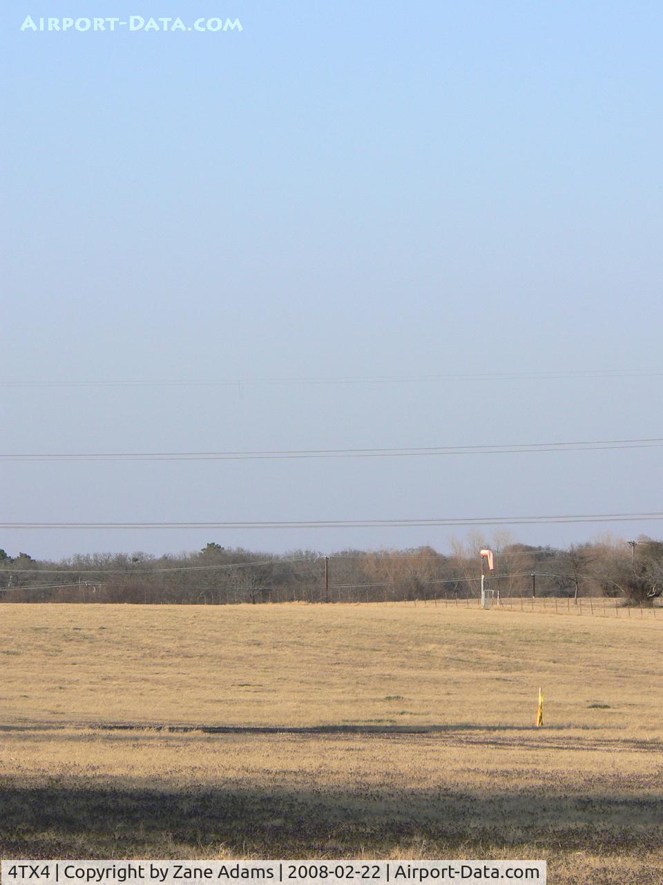 Birk Airport (4TX4) - Birk Private Airstrip - Kennedale, TX