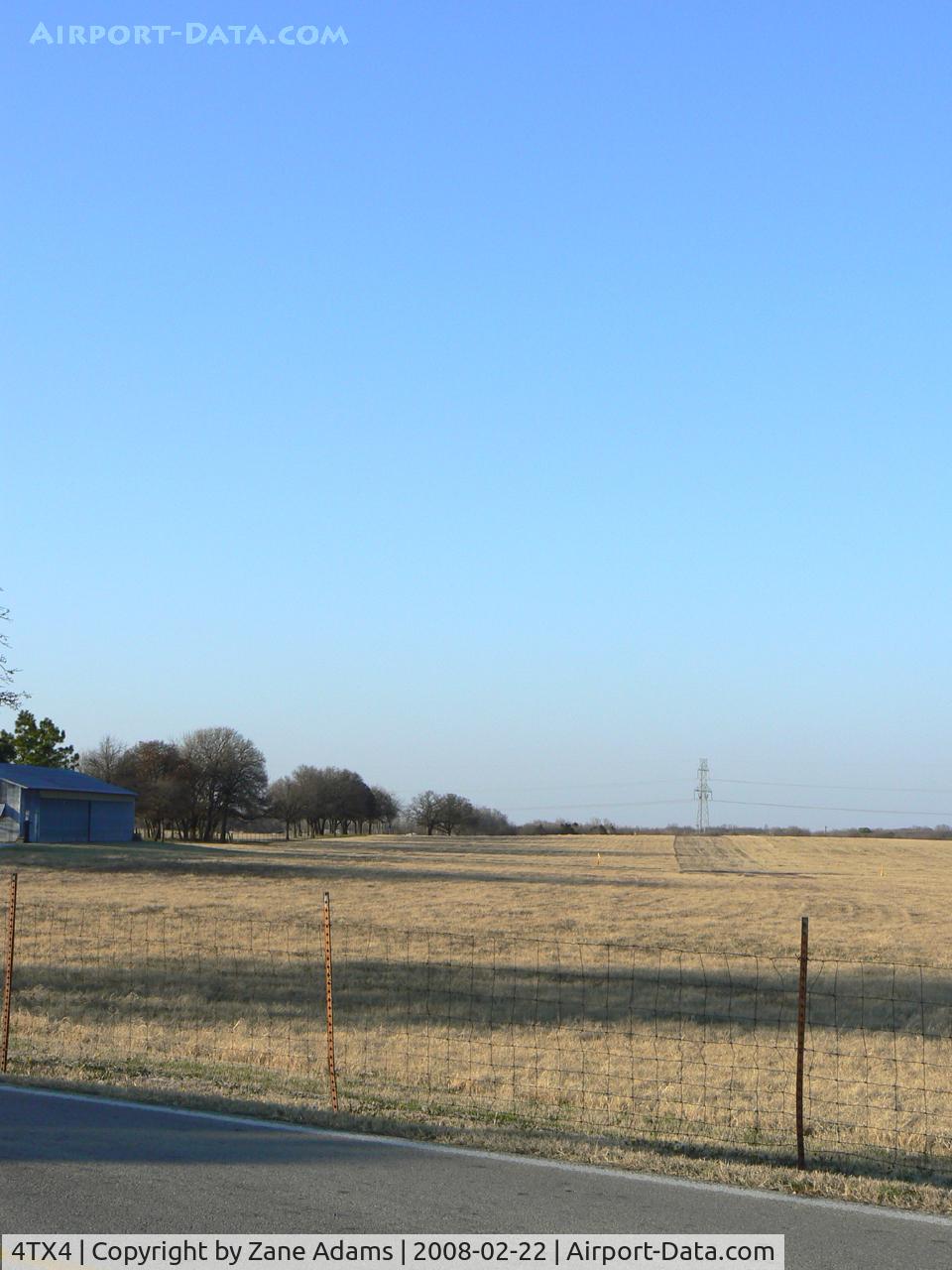 Birk Airport (4TX4) - Birk Private Airstrip - Kennedale, TX