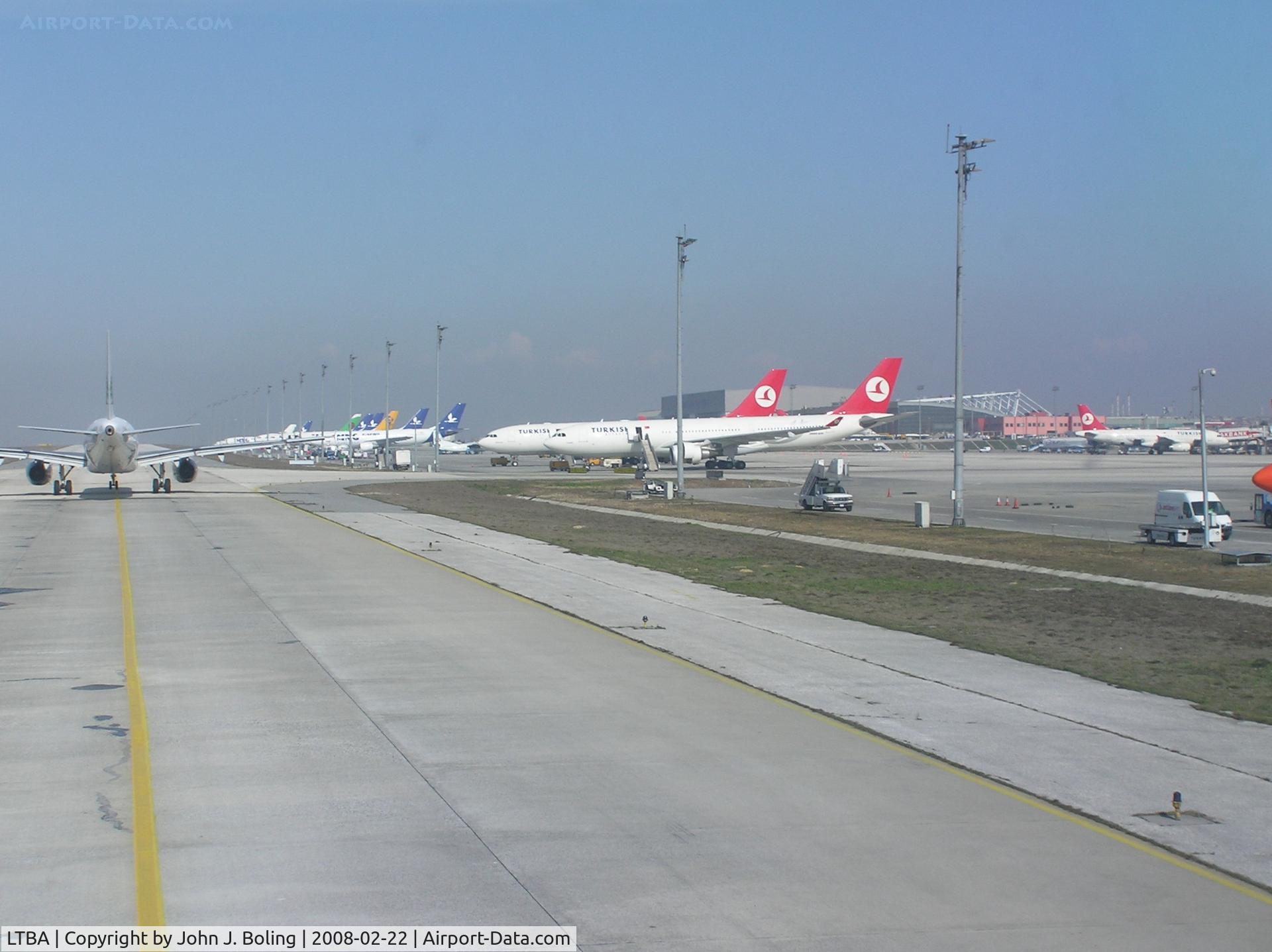 Istanbul Atatürk International Airport, Istanbul Turkey (LTBA) - North ramp at Ataturk Airport, Istanbul