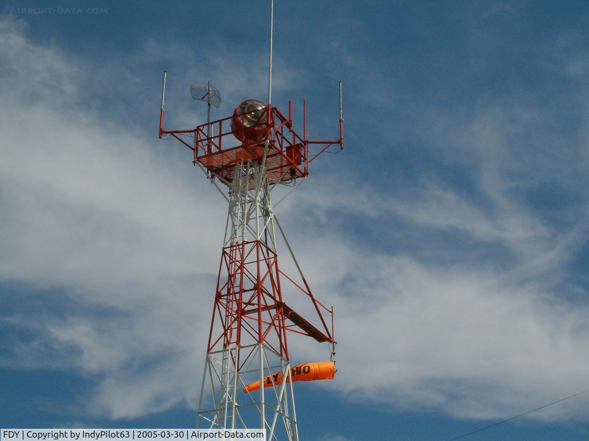 Findlay Airport (FDY) - Findlay Light Tower