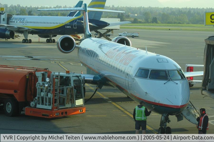Vancouver International Airport, Vancouver, British Columbia Canada (YVR) - America West and Harmony Airways on a early morning