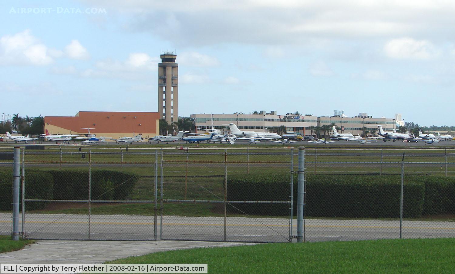 Fort Lauderdale/hollywood International Airport (FLL) - One of the FLL executive ramps during Miami Boat Show weekend