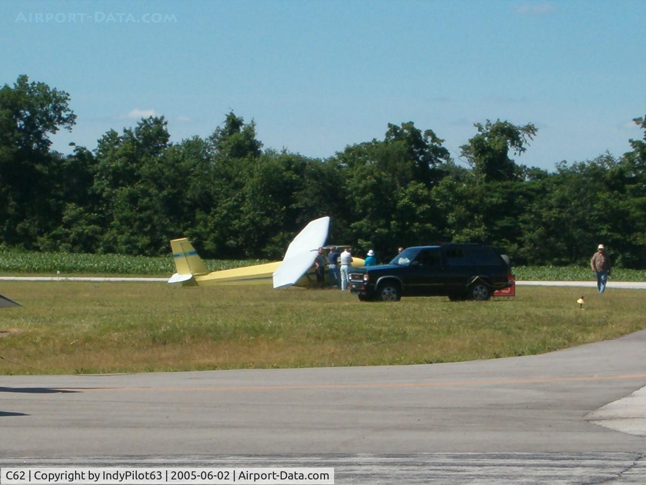 Kendallville Municipal Airport (C62) - Glider