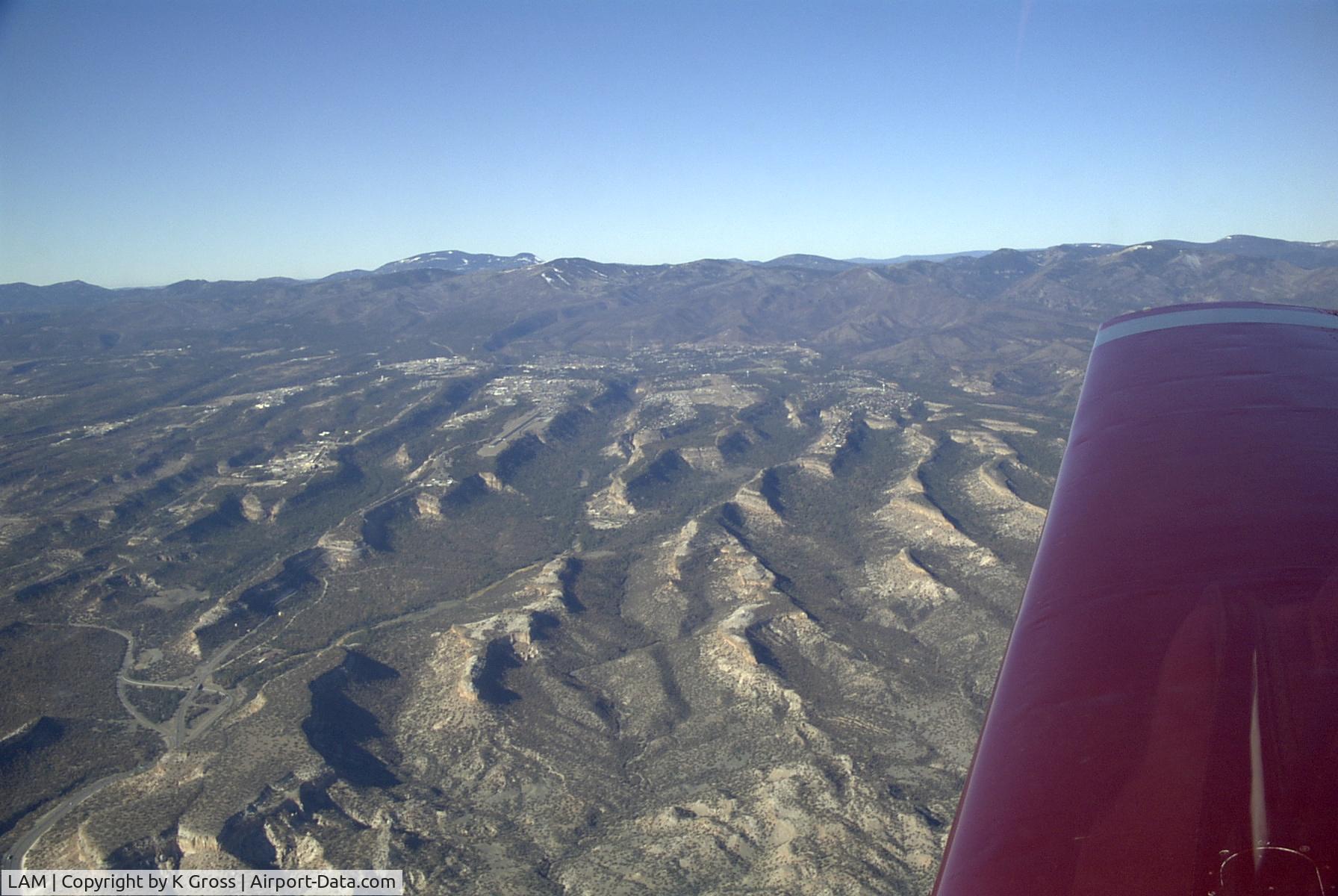 Los Alamos Airport, Southbound over the valley looking to the west