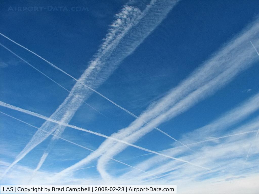 Harry Reid International Airport (LAS) - More of those crazy contrails...