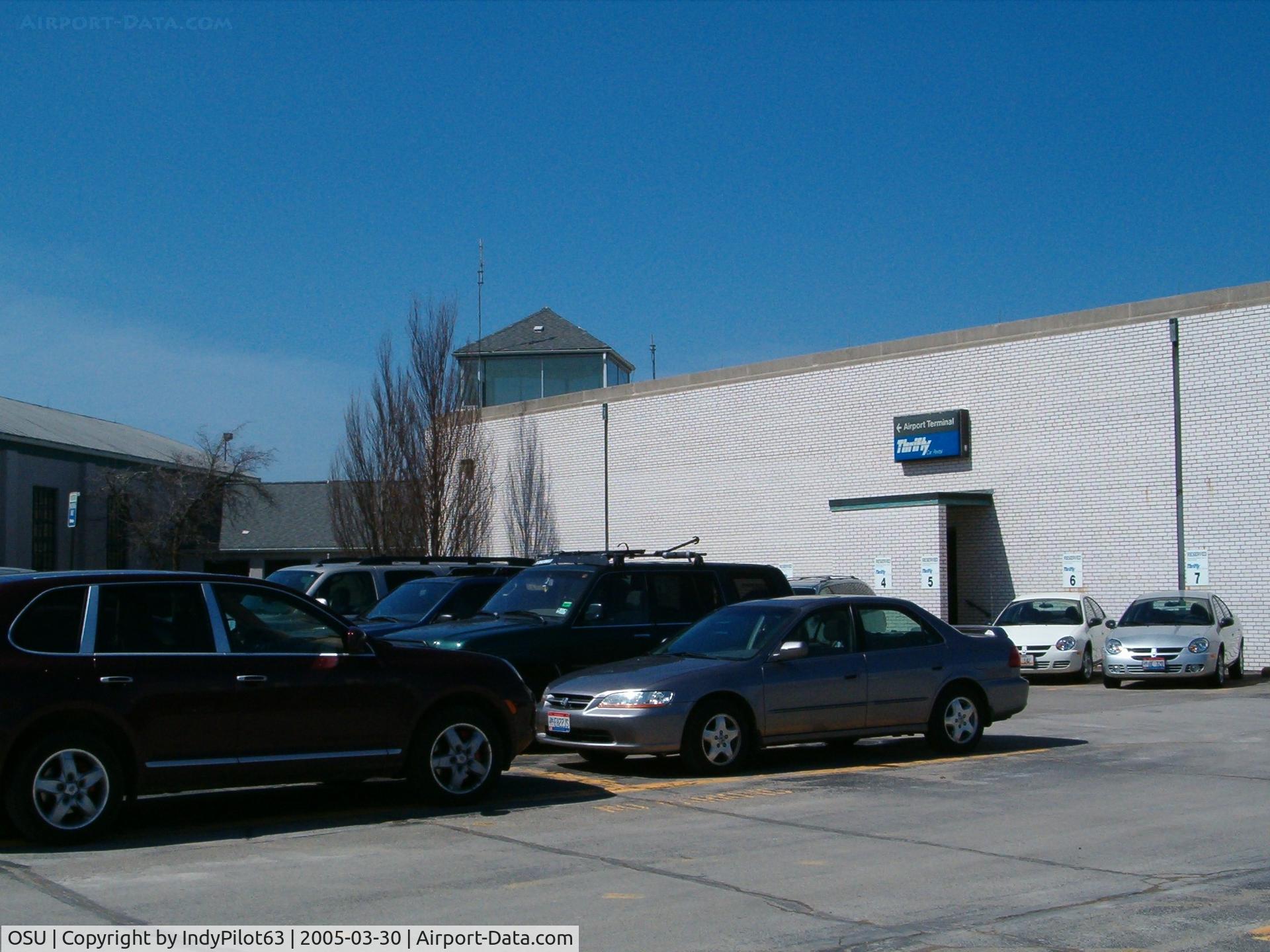 Ohio State University Airport (OSU) - FBO building