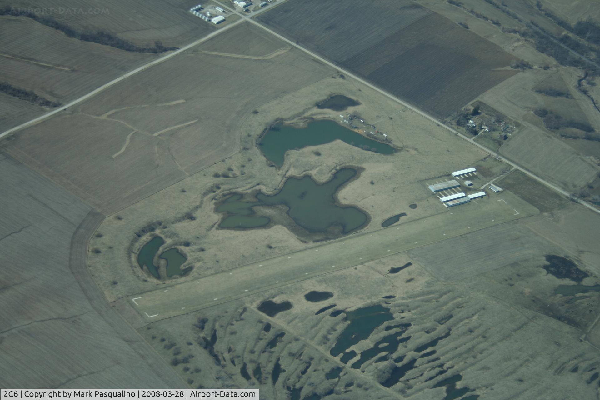 Tri-county Airport (2C6) - Tri County Airport   Yates City, IL