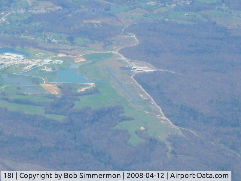 Mc Creary County Airport (18I) - Looking SW from 9000'