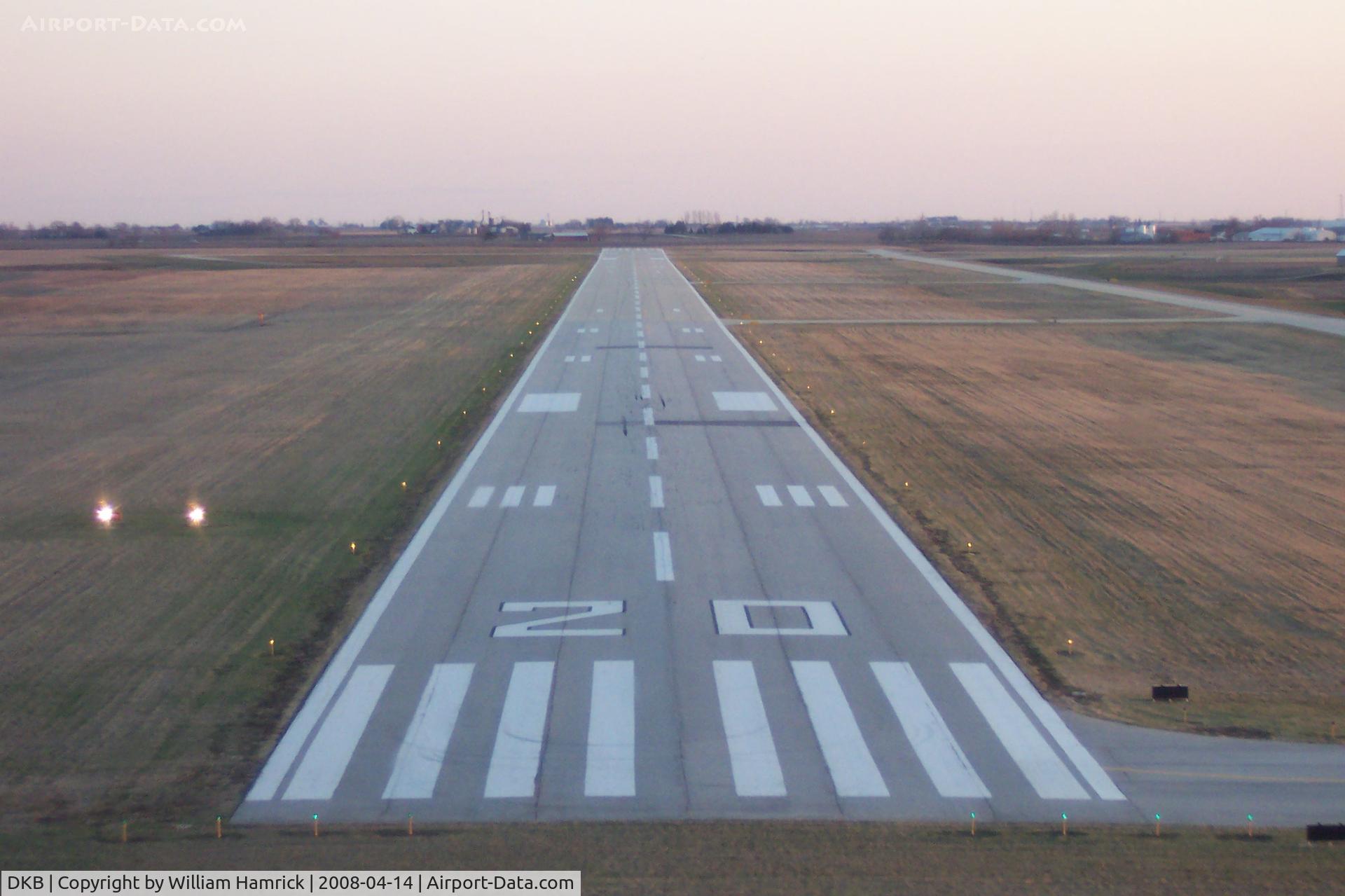 De Kalb Taylor Municipal Airport (DKB) - Final Runway 20 DeKalb