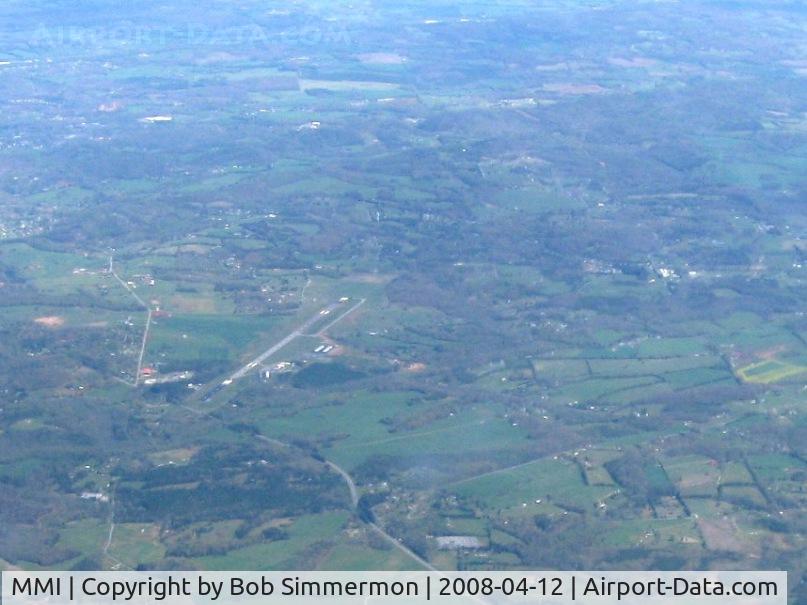 Mcminn County Airport (MMI) - Looking E from 9000'