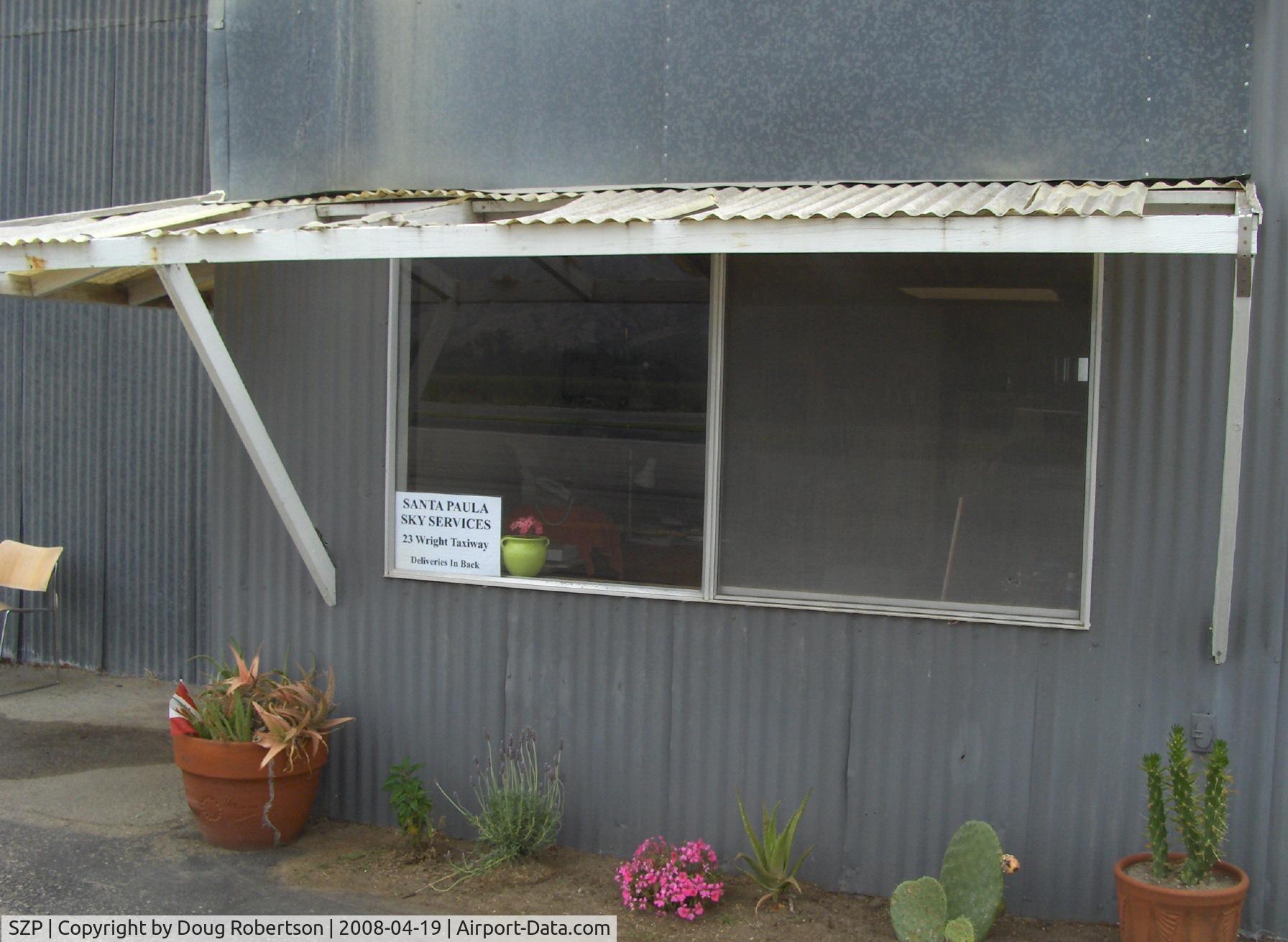 Santa Paula Airport (SZP) - Santa Paula Sky Services, 23 Wright Taxi
