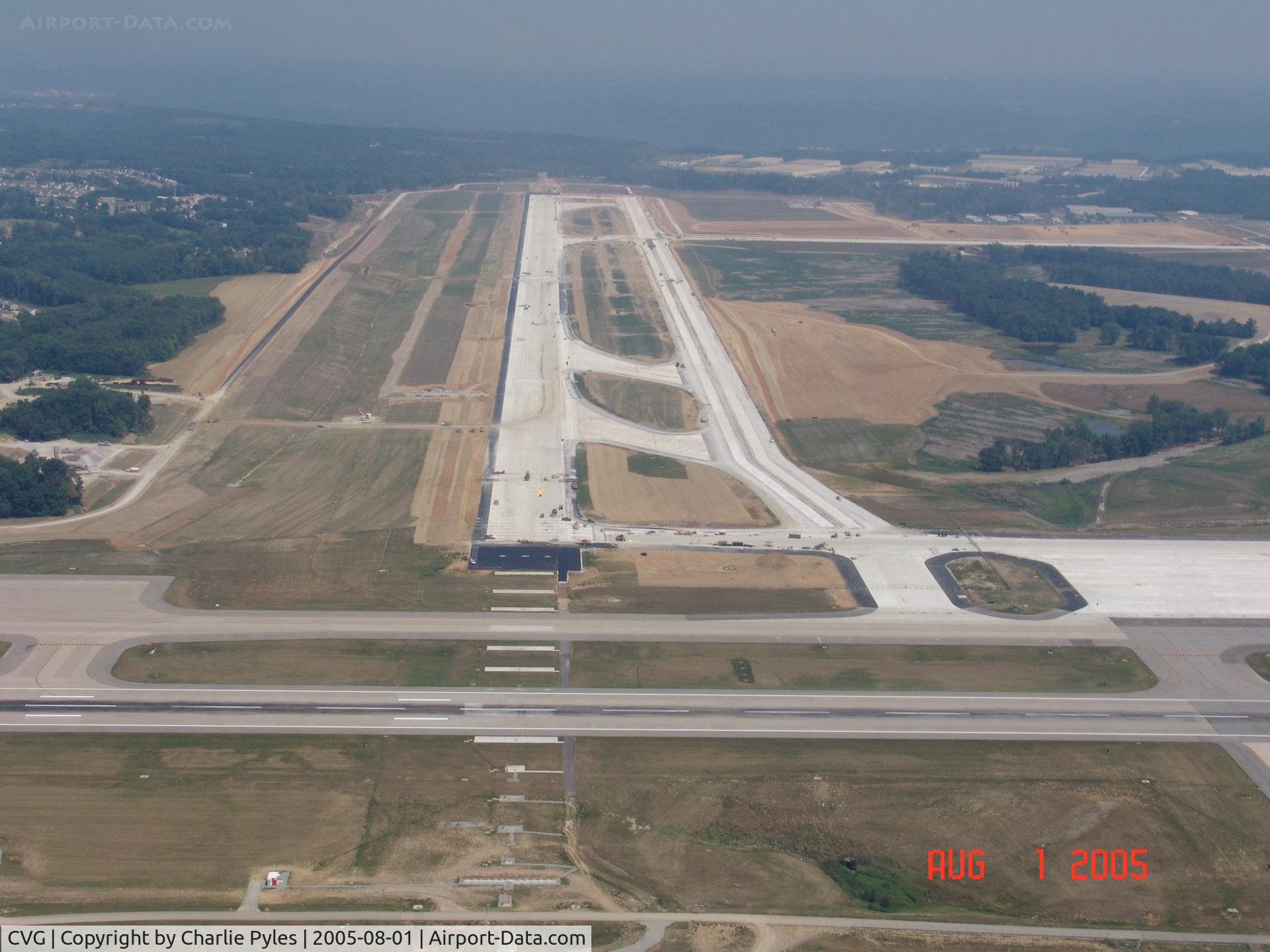 Cincinnati/northern Kentucky International Airport (CVG) - Approach end of new 36L prior to opening