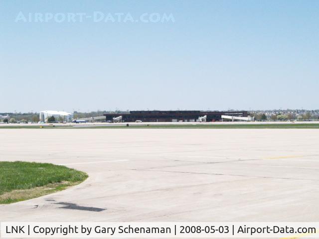 Lincoln Airport (LNK) - LINCOLN AIRPORT TERMINAL