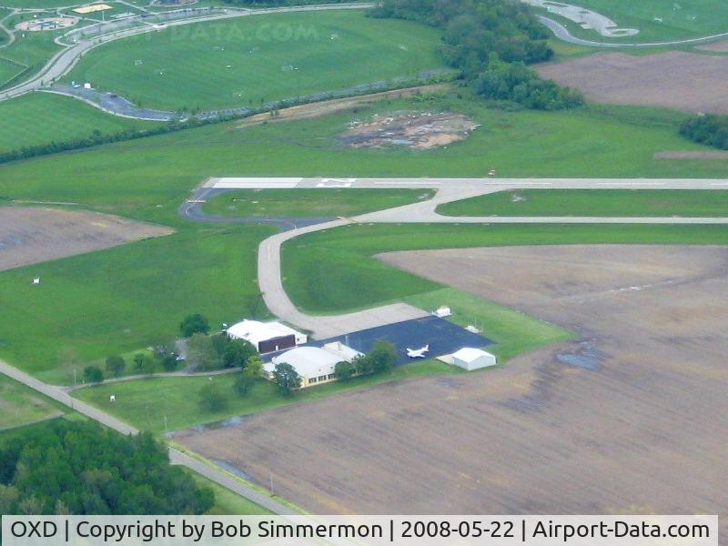 Miami University Airport (OXD) - Facilities at Miami Univ.