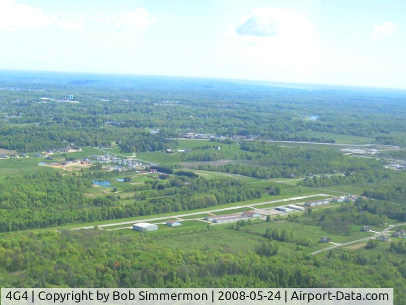 Youngstown Elser Metro Airport (4G4) - Approaching from the SW