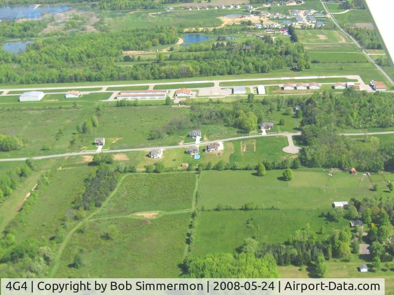 Youngstown Elser Metro Airport (4G4) - Downwind for 28