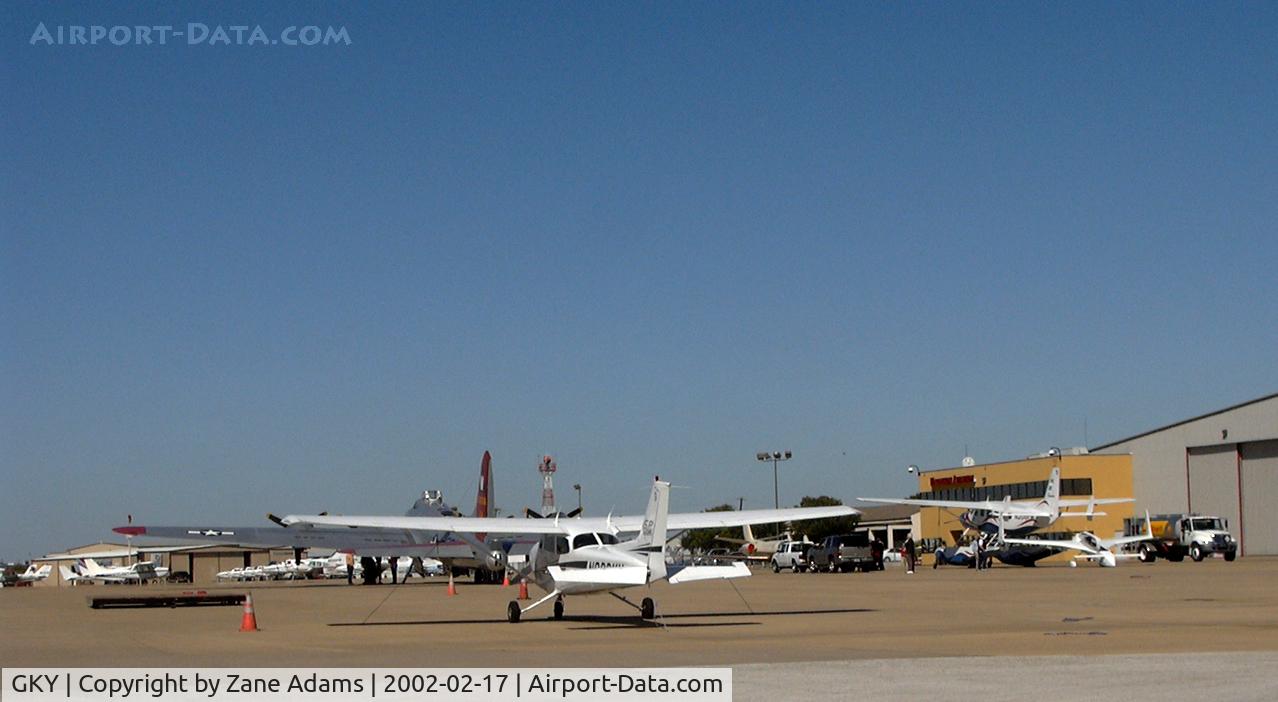 Arlington Municipal Airport (GKY) - Interesting day on the ramp - B-17, EZ and a Caravan on floats
