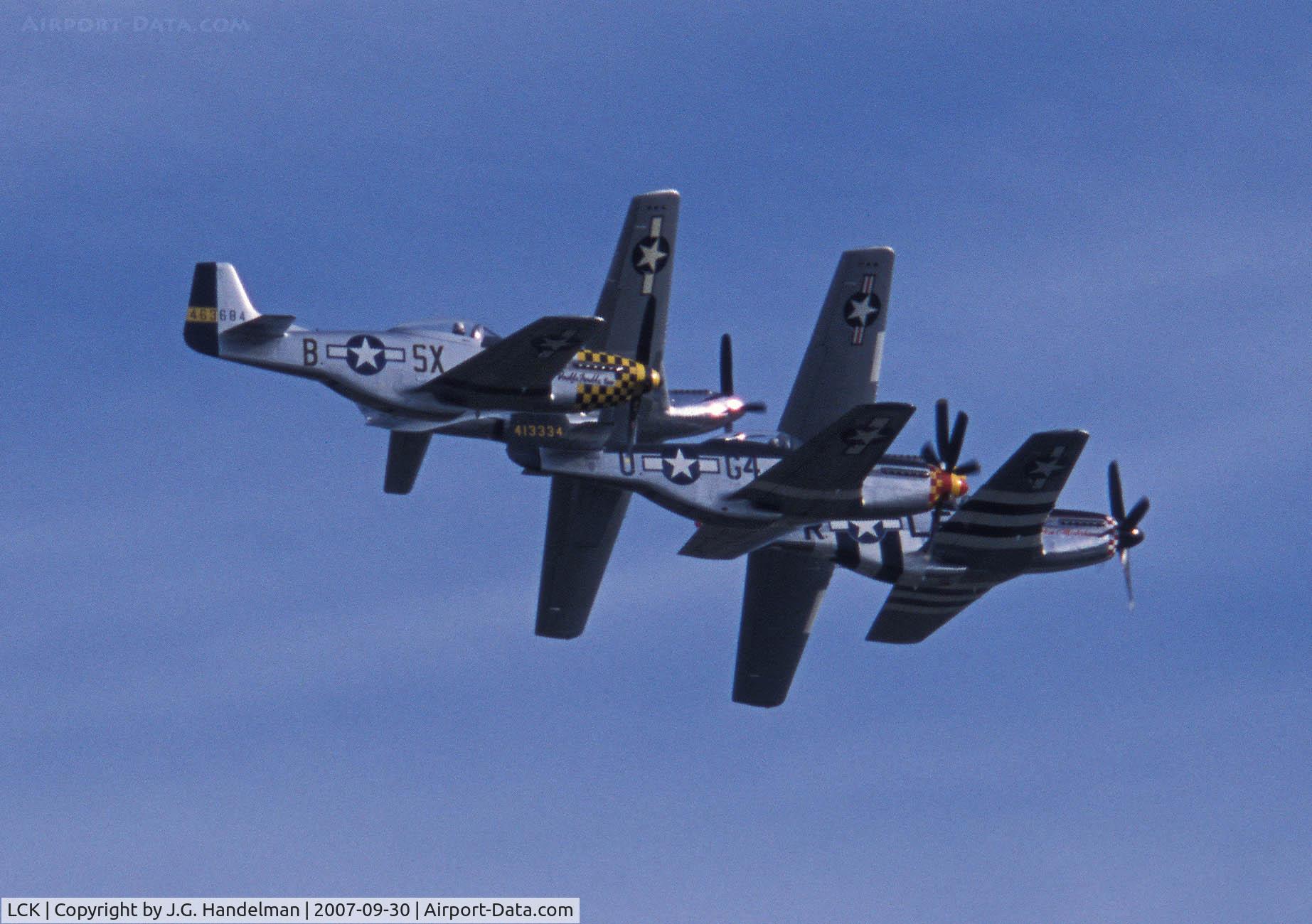 Rickenbacker International Airport (LCK) - Mustangs on over head break at the 2007 Gathering