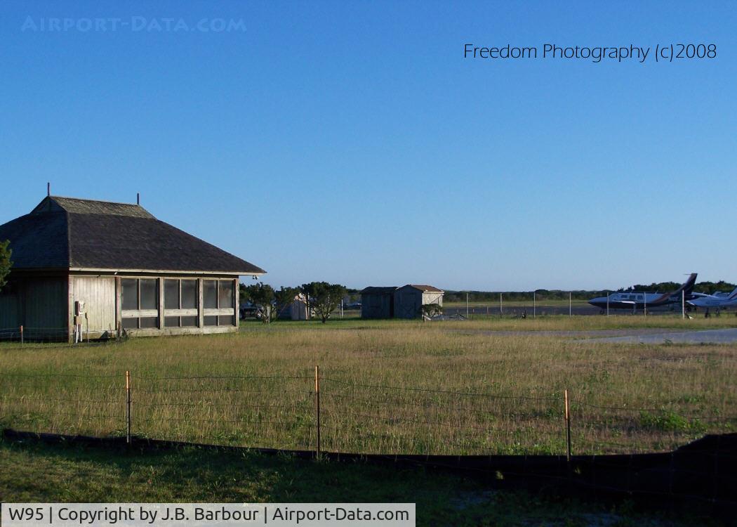 Ocracoke Island Airport (W95) - N/A