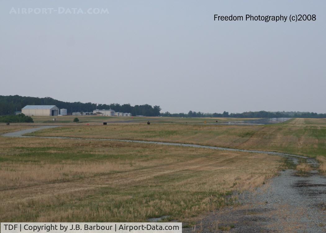 Person County Airport (TDF) - This is a nice location