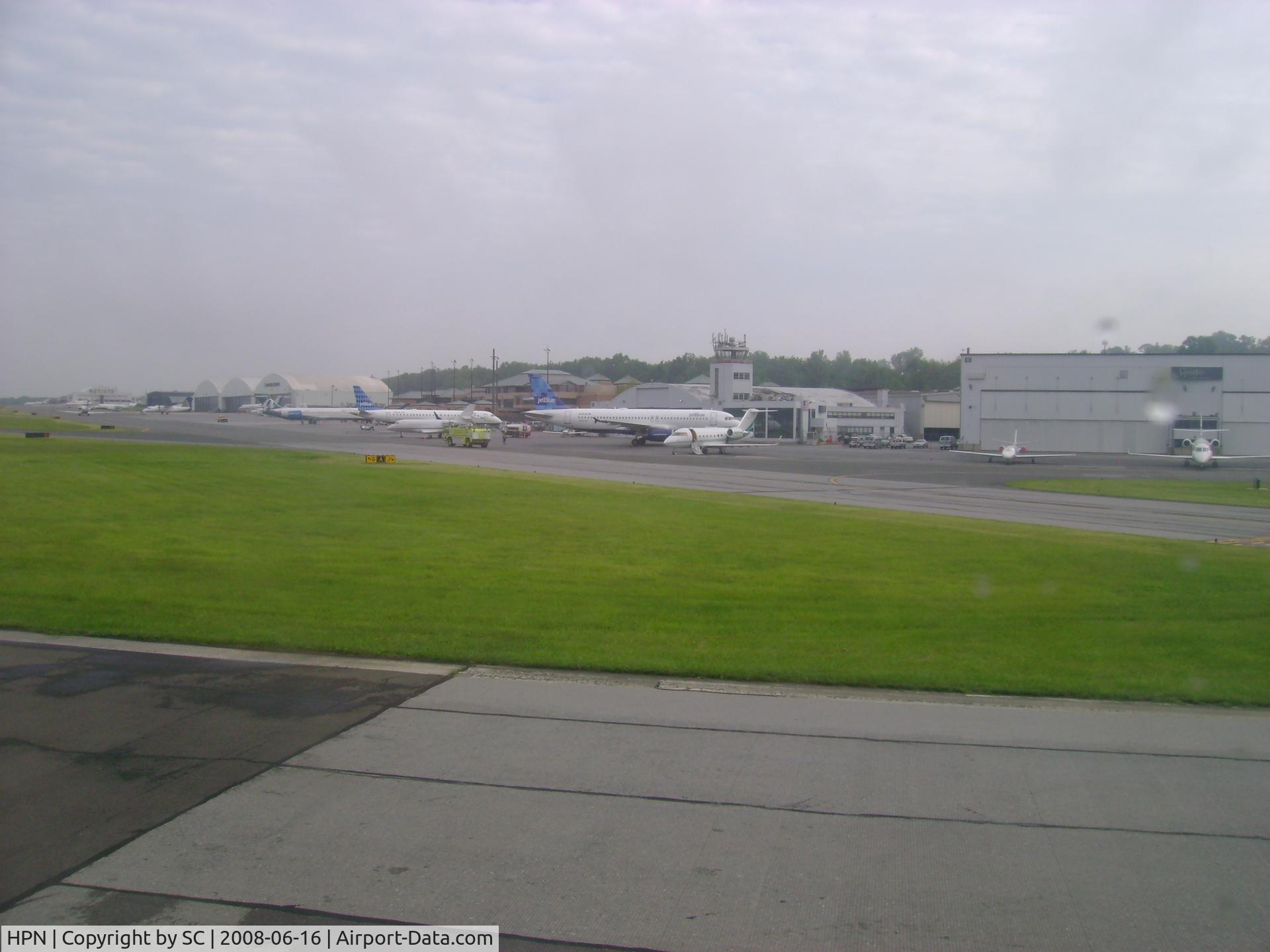 Westchester County Airport (HPN) - main terminal