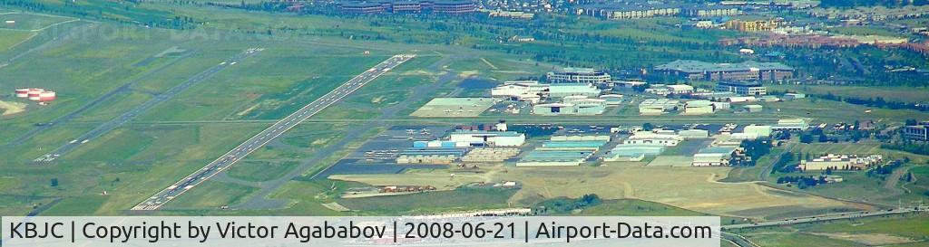 Rocky Mountain Metropolitan Airport, Aerial photo