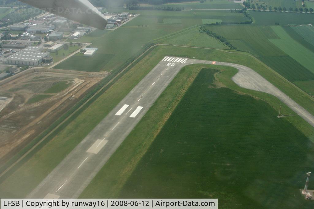 EuroAirport Basel-Mulhouse-Freiburg, Basel (Switzerland), Mulhouse (France) and Freiburg (Germany) France (LFSB) - runway 26/08