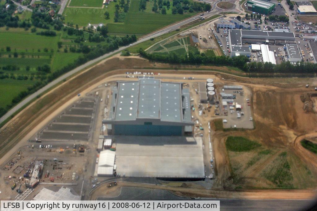EuroAirport Basel-Mulhouse-Freiburg, Basel (Switzerland), Mulhouse (France) and Freiburg (Germany) France (LFSB) - A new Hangar for Airbus A380