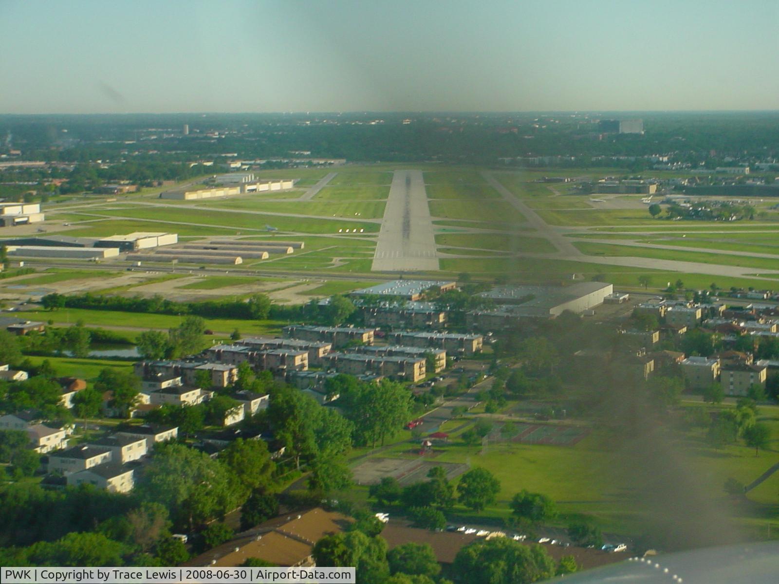 Chicago Executive Airport (PWK) - Final runway 34