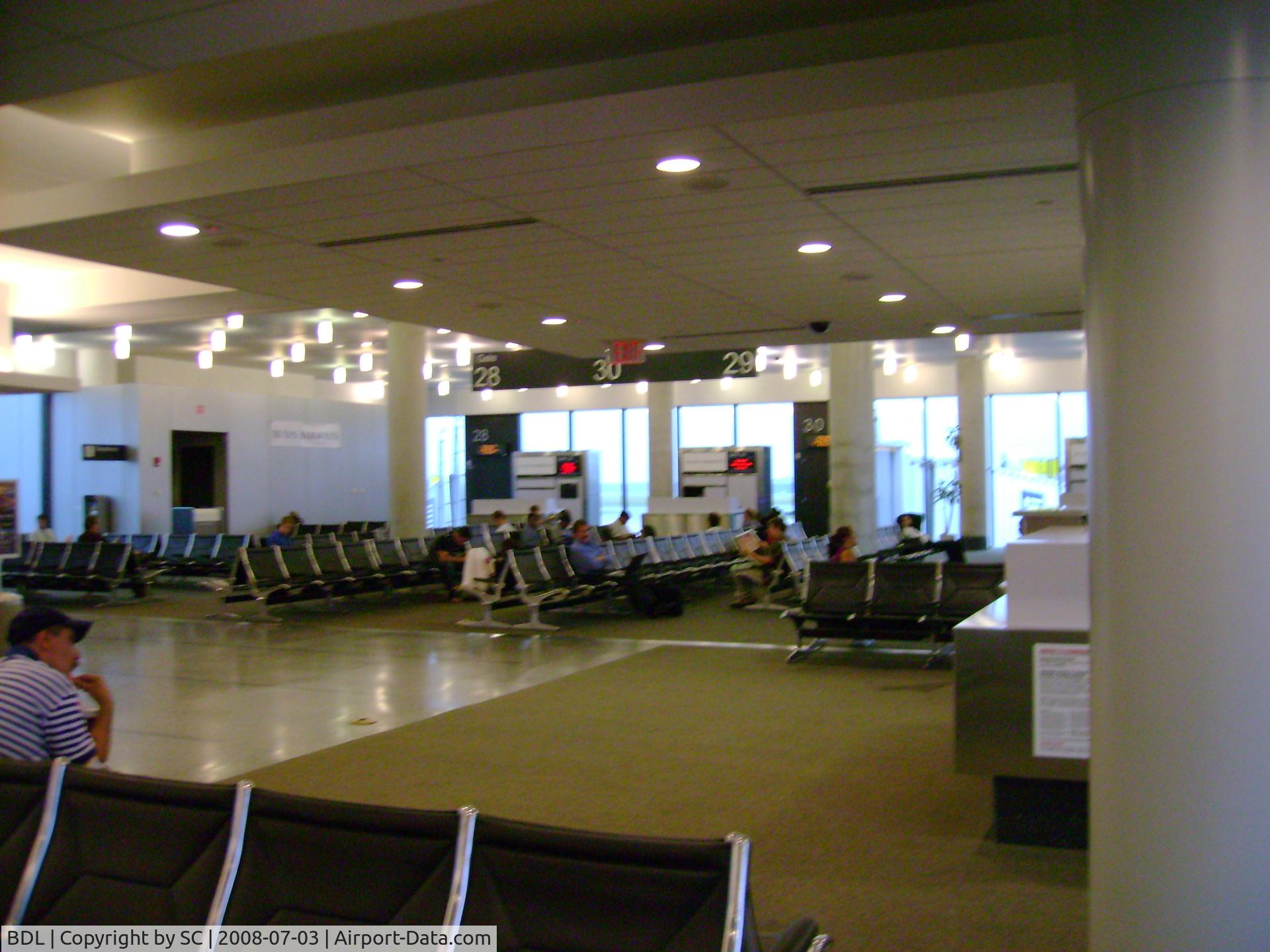 Bradley International Airport (BDL) - US Airways gates