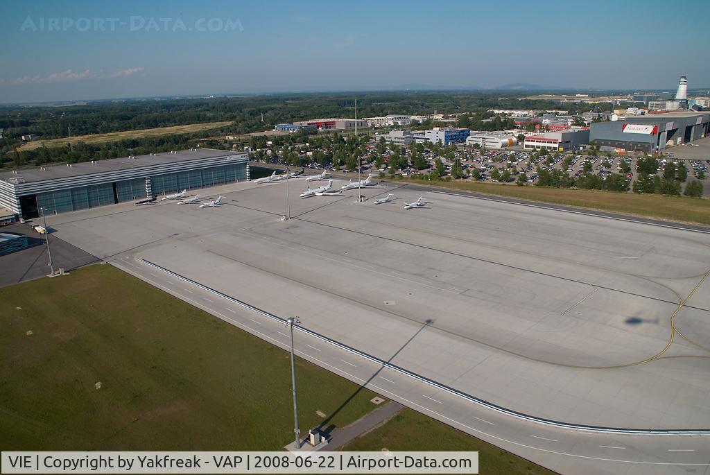 Vienna International Airport, Vienna Austria (VIE) - GAC Apron