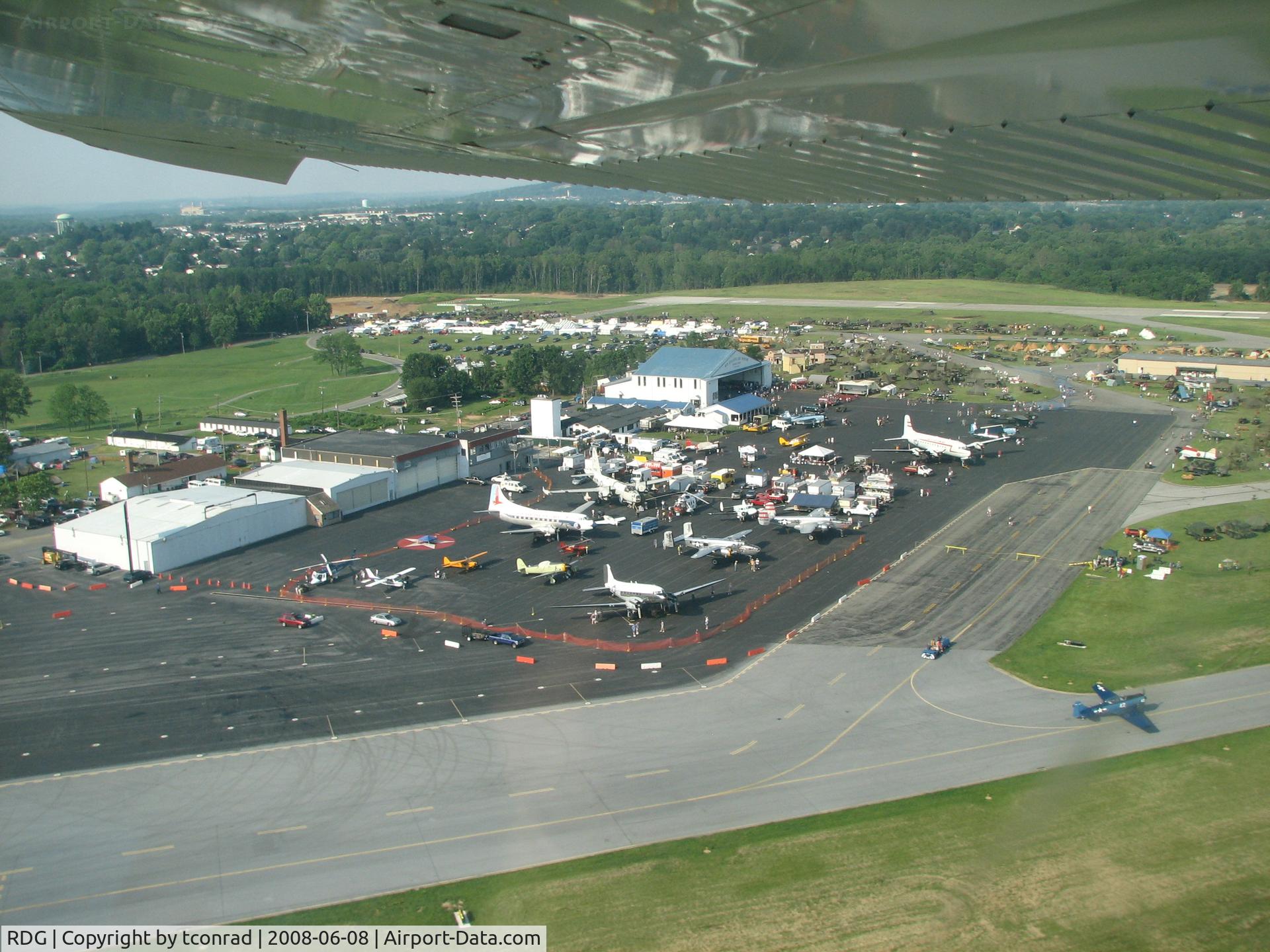 Reading Rgnl/carl A Spaatz Field Airport (RDG) - leaving Reading Airport after the air show