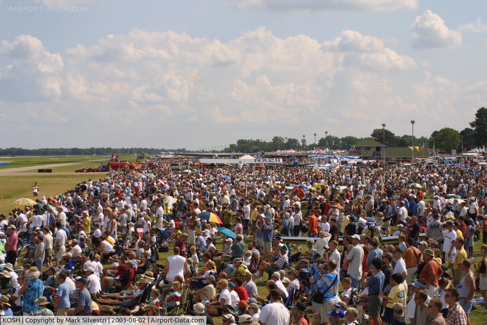 Wittman Regional Airport (OSH) - Oshkosh 2003