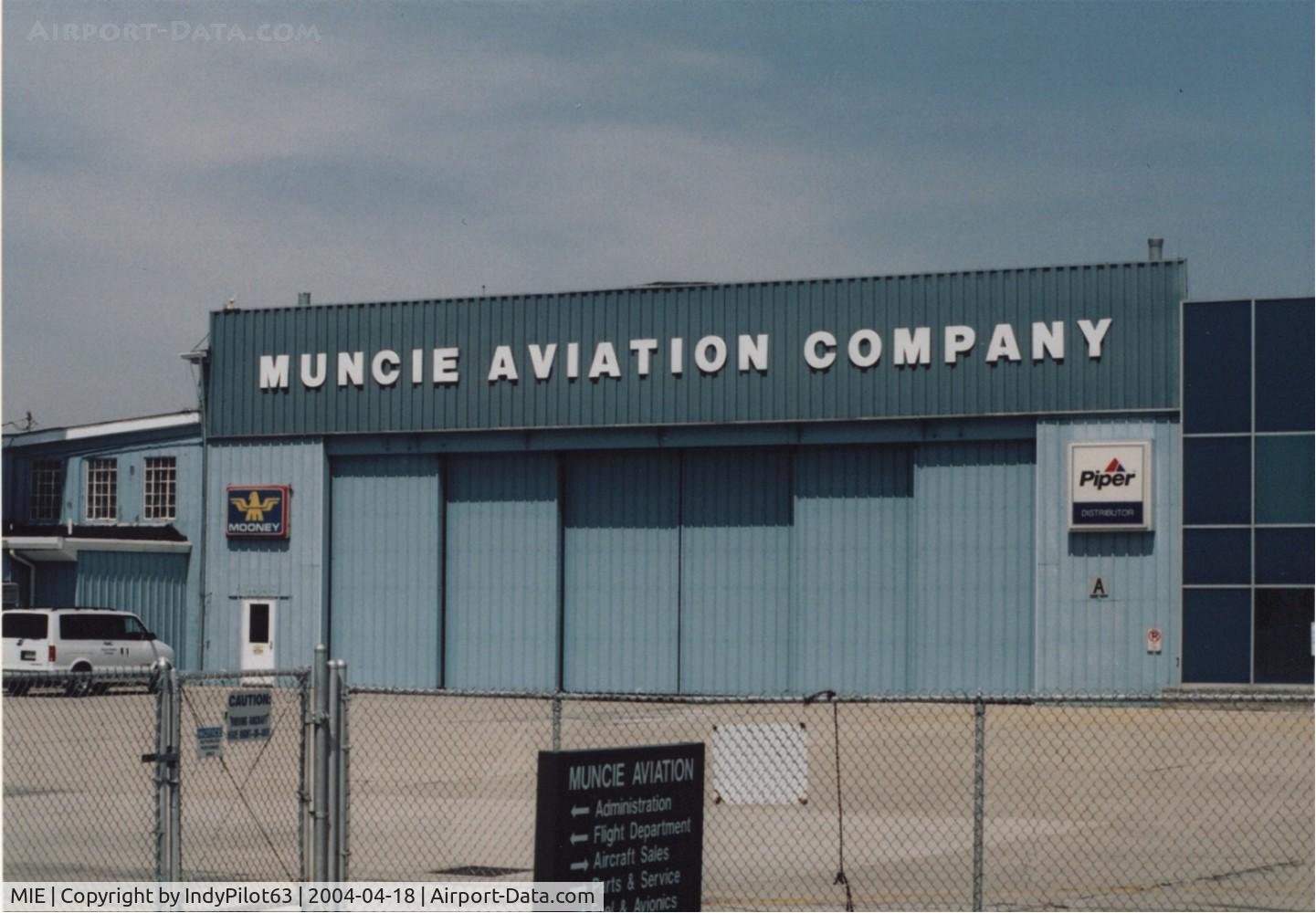 Delaware County Regional Airport (MIE) - Hangar
