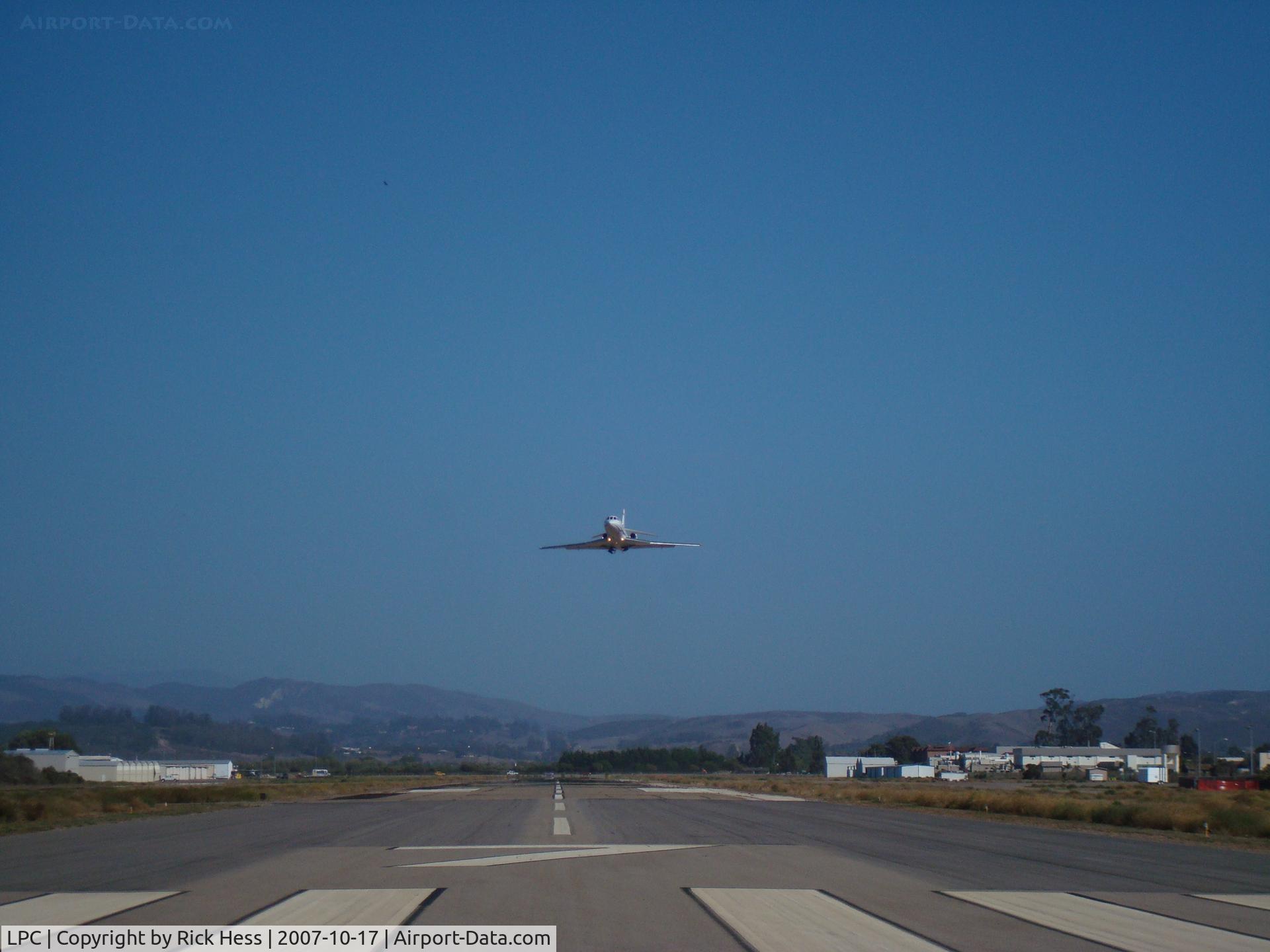 Lompoc Airport (LPC) - Liftoff Dassault Falcon Jet 