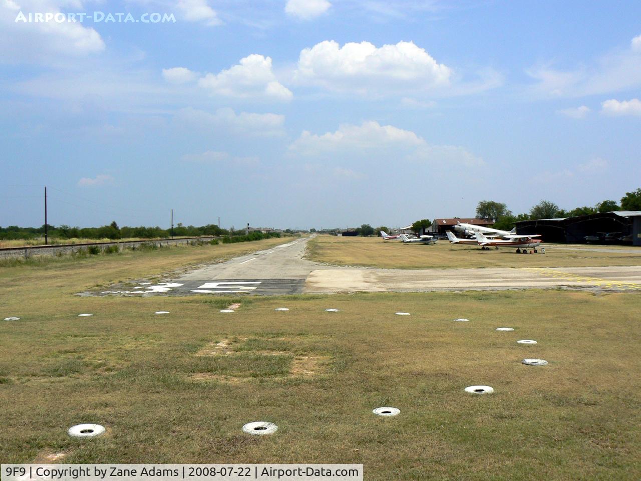 Sycamore Strip Airport (9F9) - Sycamore Field - Runway 35